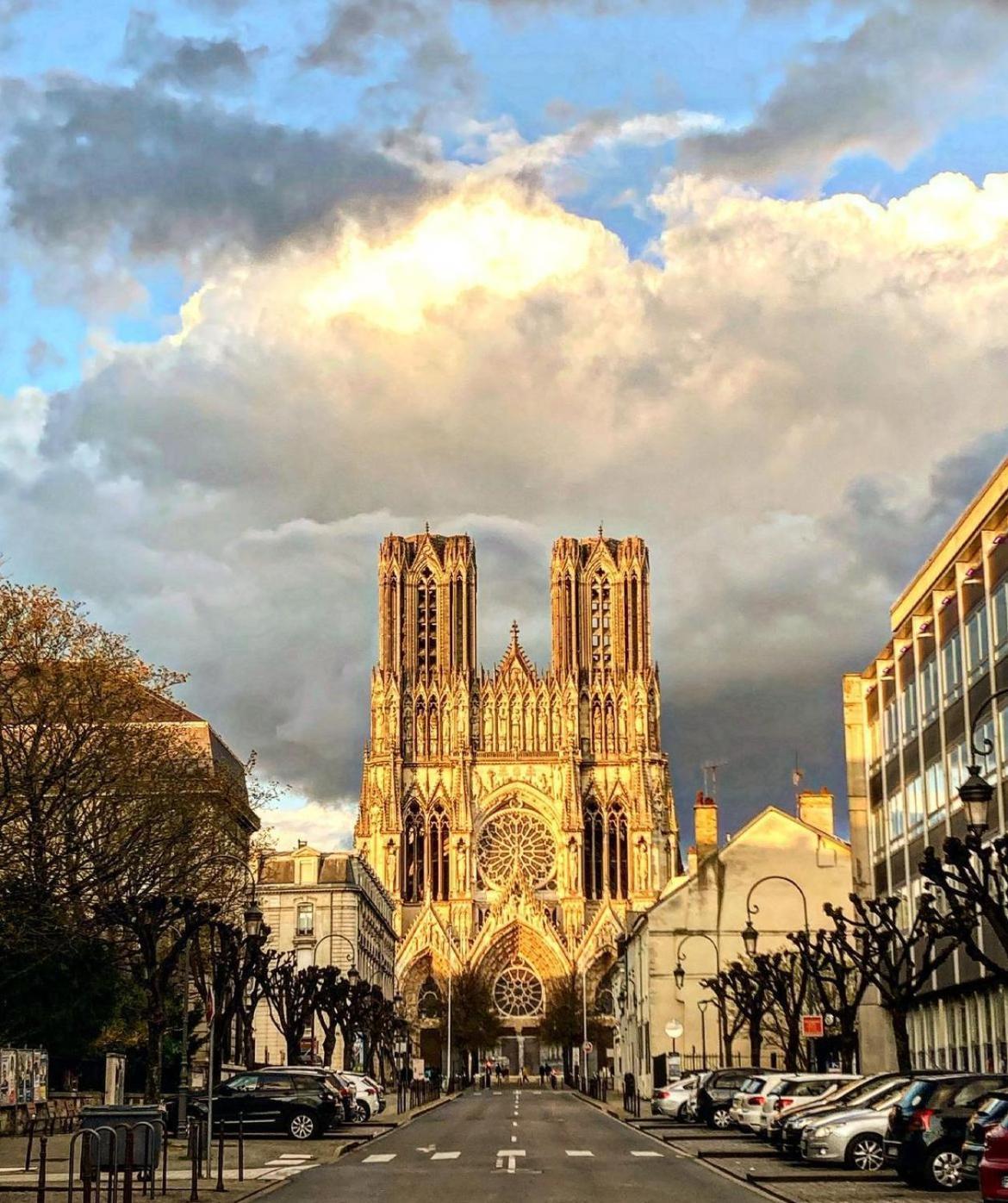 Bed and Breakfast La Demeure Des Sacres - Cathedrale Reims Exterior foto